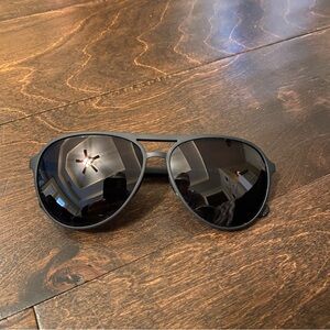 Goodr aviator sunglasses 🕶️